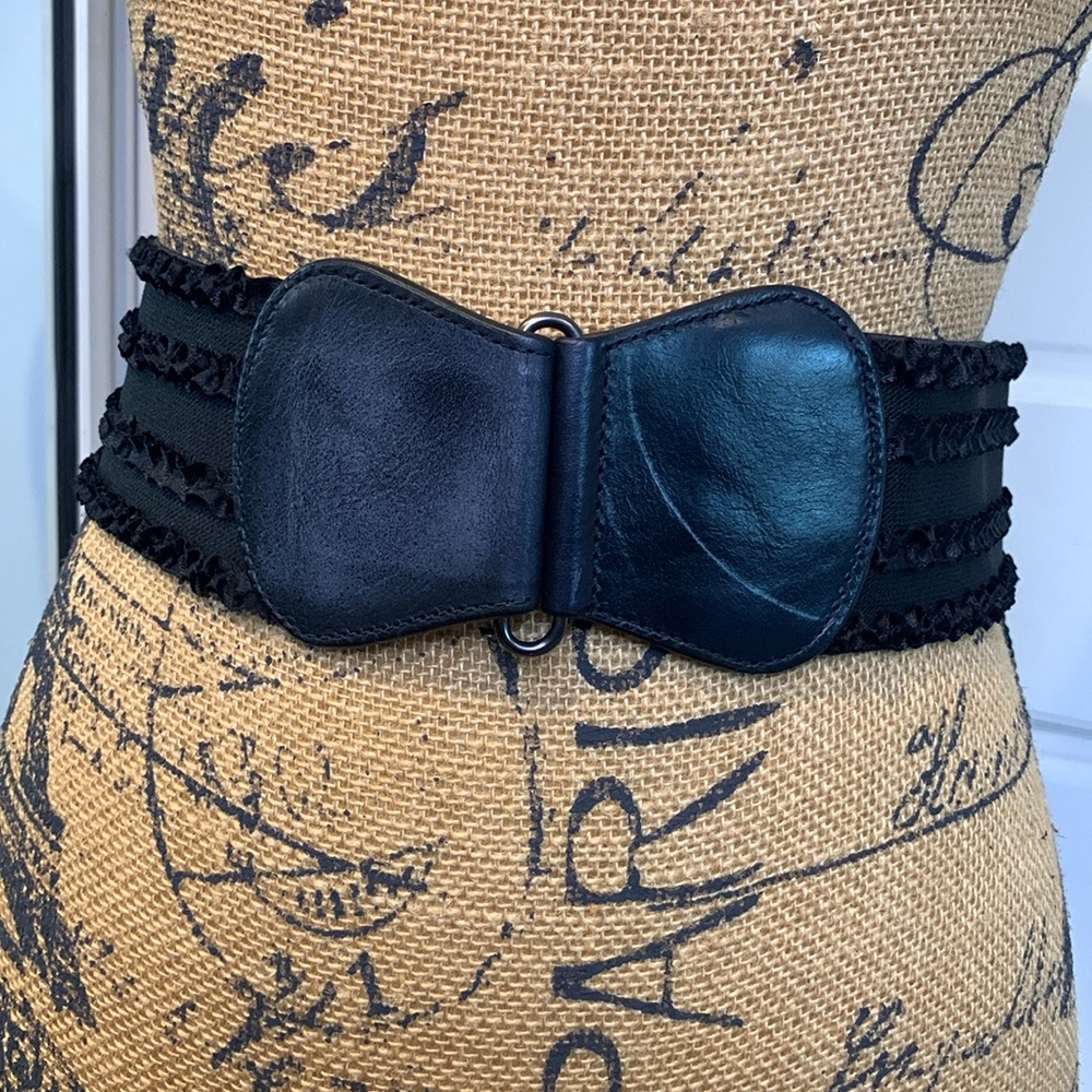 Betsey Johnson Black Leather Ruffle & Wide Elastic Chic Cinch Belt S / M